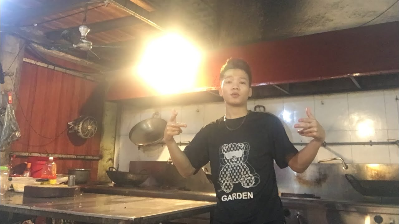 Một ngày làm việc của TIẾN Kòi ( phụ bếp)….👨‍🍳!