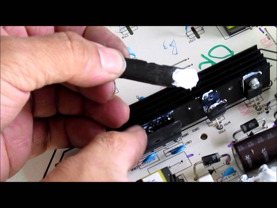 como aplicar pasta termica a los transistores de cualquir targeta electronica