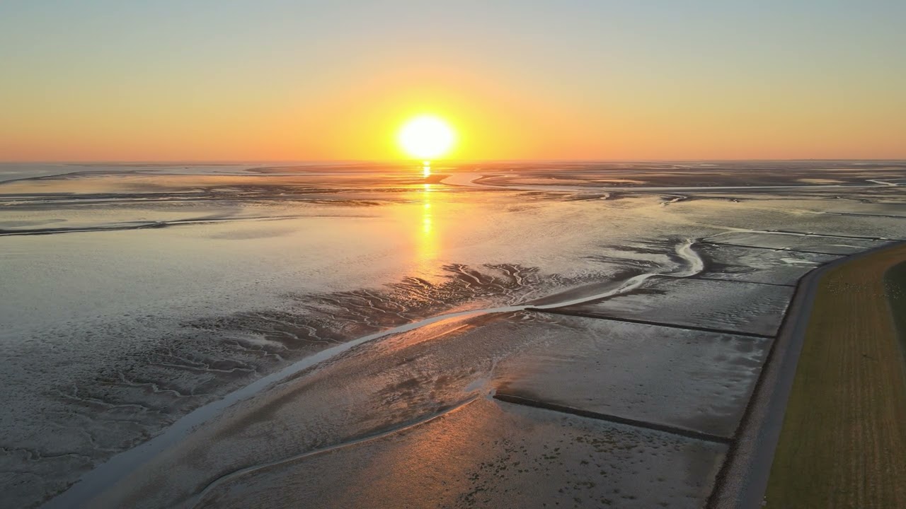 Sonnenuntergang in Büsum - Drohnenflug - 08/2022