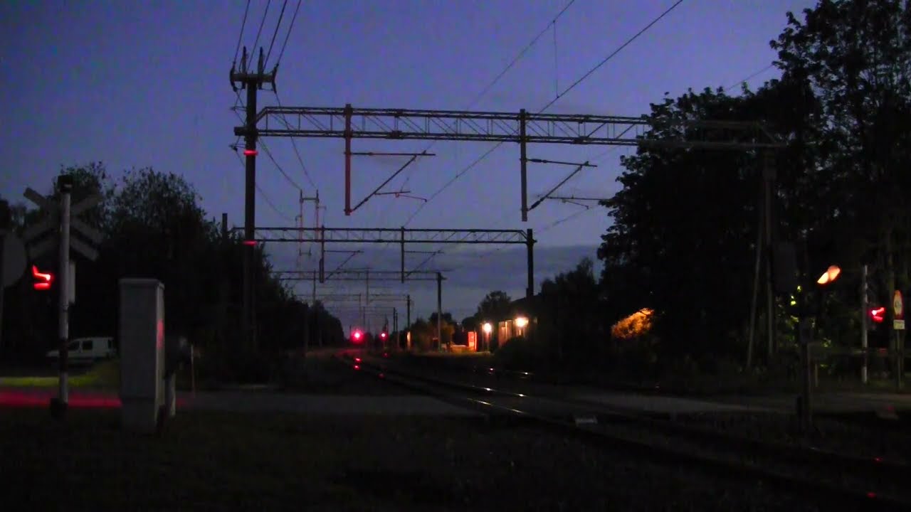 Disenå Railroad crossing, Kongsvingerbanen, Sør-odal, Innlandet, Norway 1 (Cam 1 / 2)