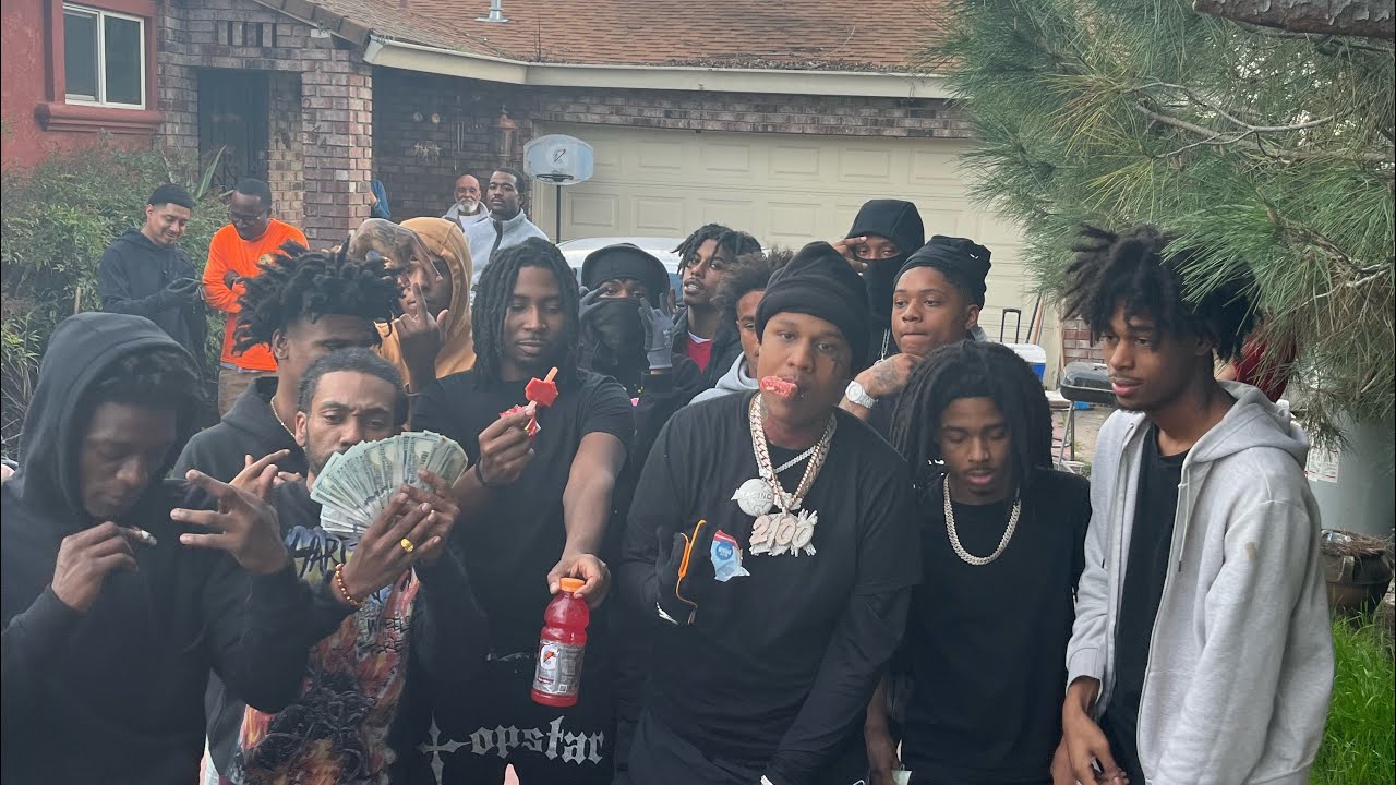 EBK LeeBo feat EBK Pig  - Hound