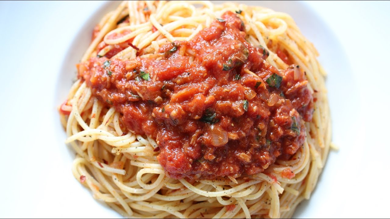 Roasted Garlic & Tomato Pasta Sauce Recipe