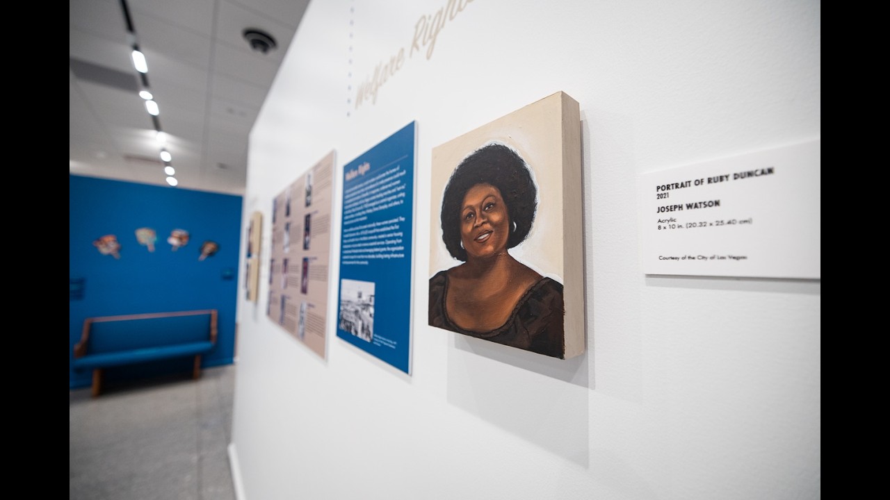 Выставка «Устойчивость ритма» открыта в городском центре.