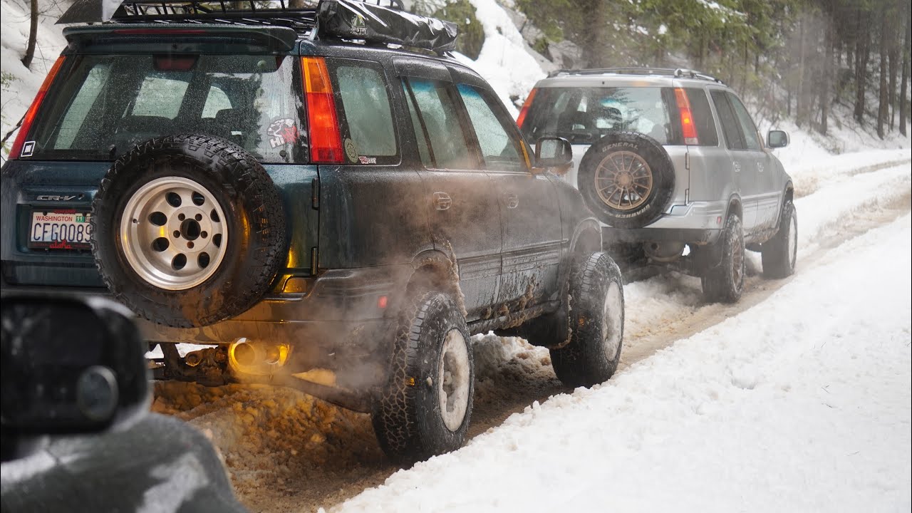 PNW-CRV Winter meet: off road in the snow!