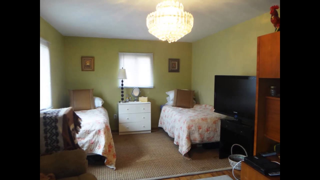 287 Schenck Ave, Great Neck NY 11021