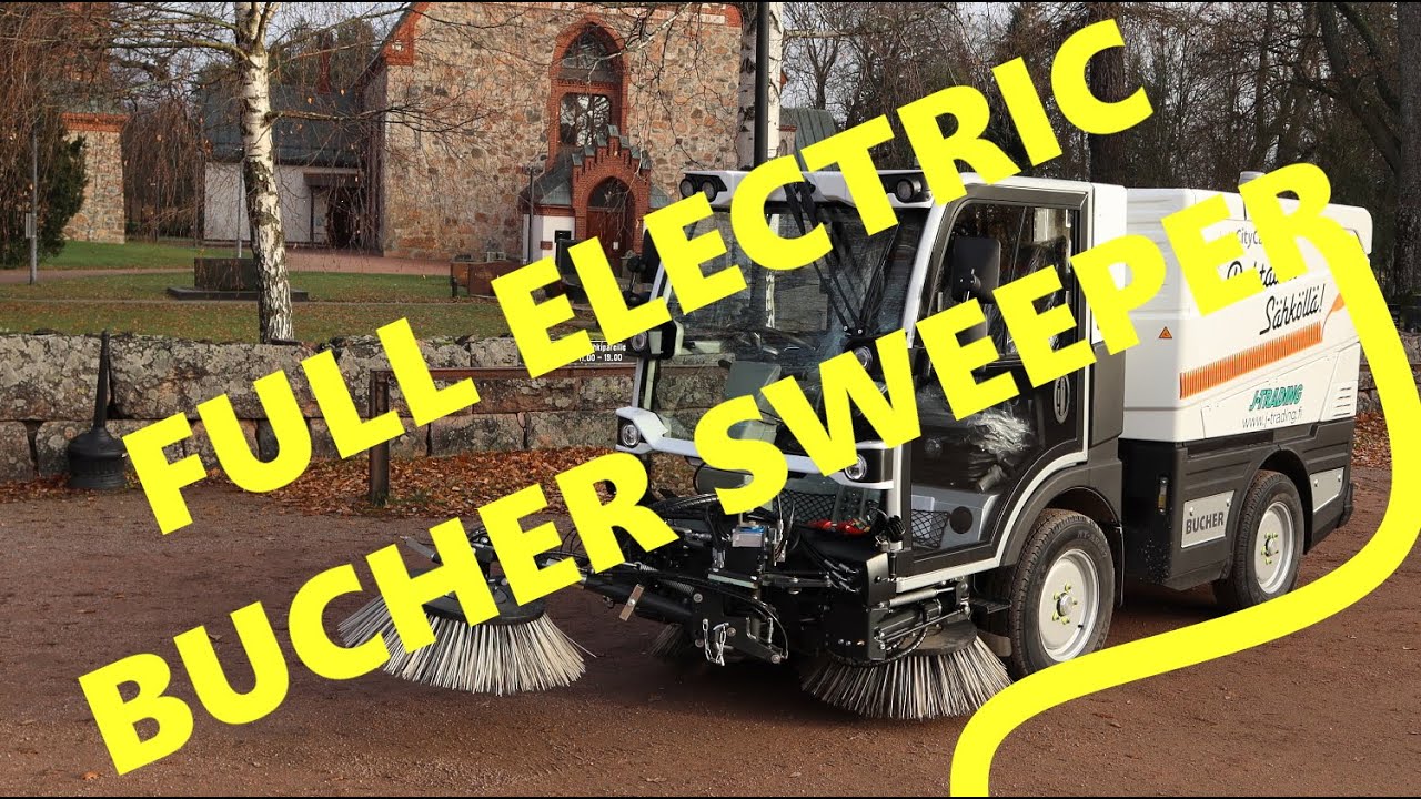 Full electric Bucher CityCat V20e running in FIN 2020