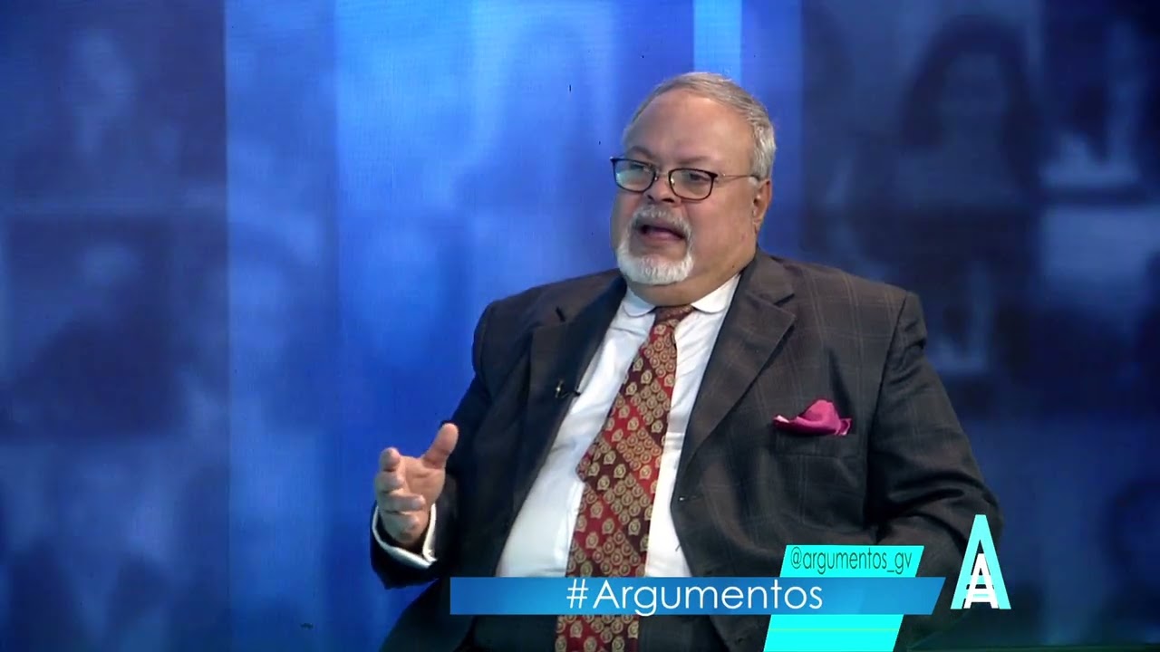 Rosa Colmenares entrevista a V&iacute;ctor Manuel Garc&iacute;a, Editor- Presidente de Infocifras 3/4