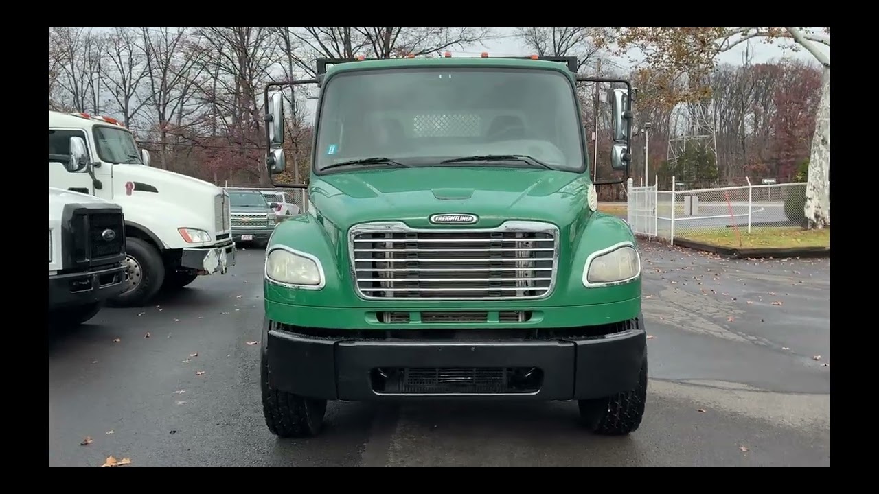 2010 FREIGHTLINER M2-106 W/ 24'4'' STEEL FLATBED 9412