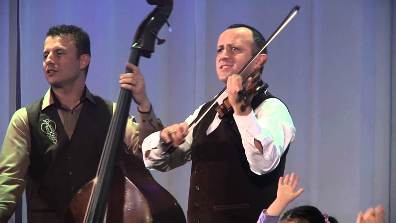 Kandráčovci: Včielka