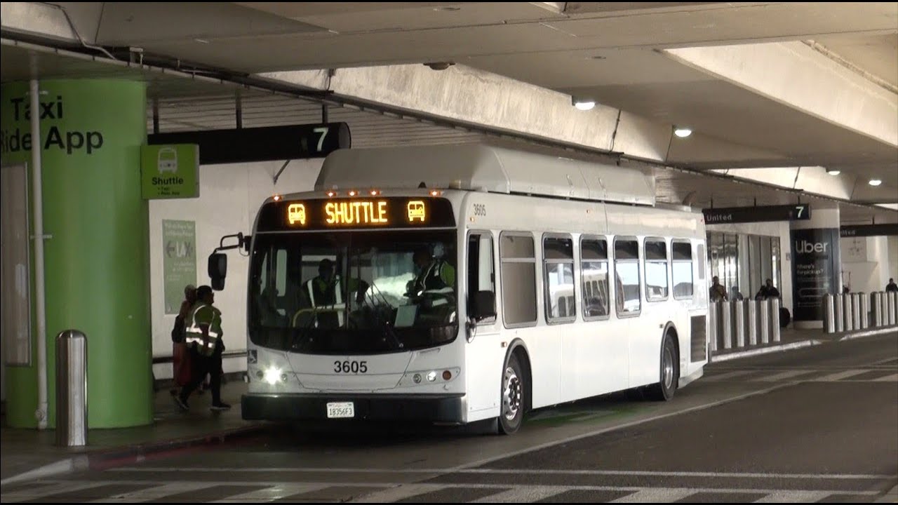 Bus Spotting at Los Angeles Intl. Airport (LAX) Terminal 7 Arrivals 07/2022