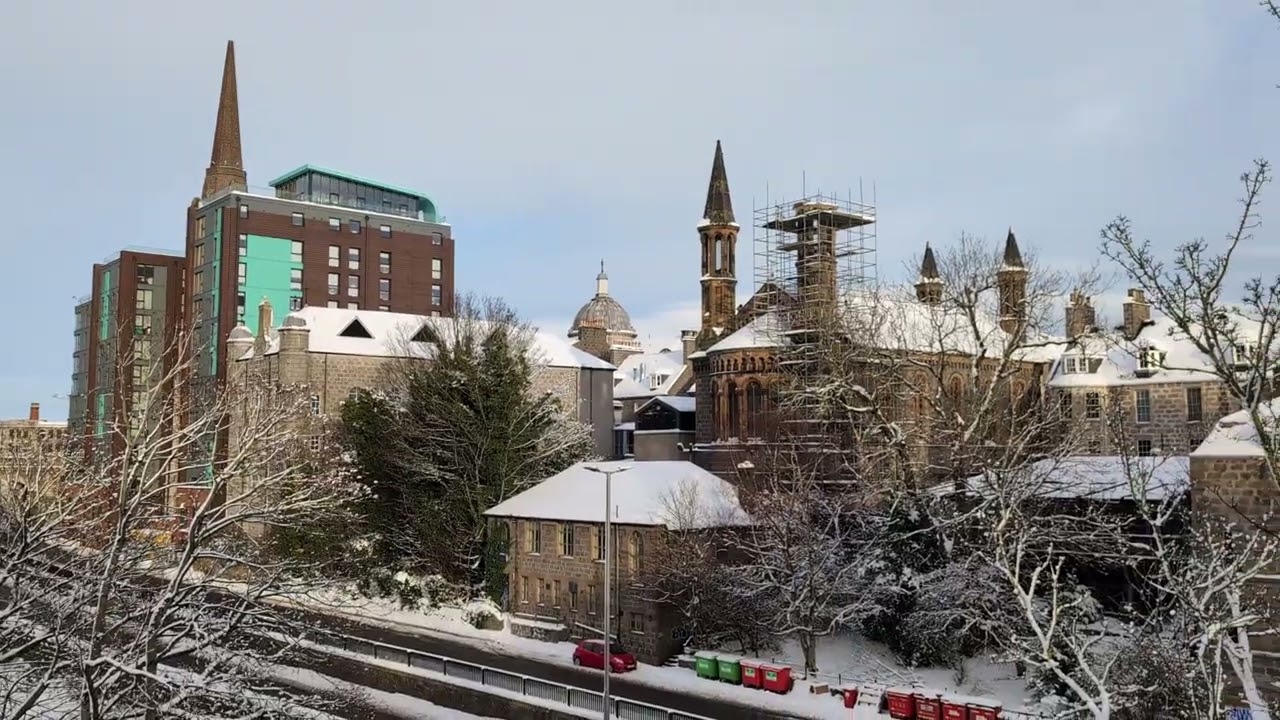Walking (without falling) on Union Street 6/1/26 #Aberdeen #Scotland 