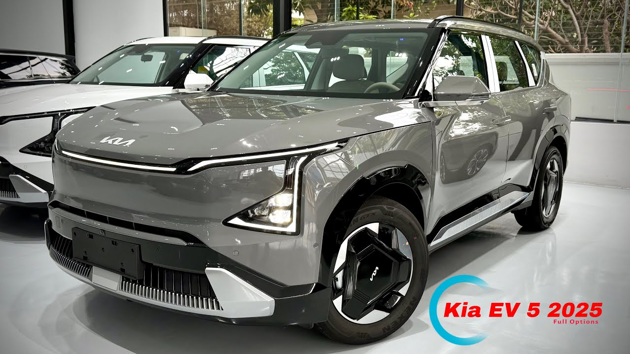 2025 Kia EV 5 - Excellent and Spacious Electric Family SUV | In-depth Walkaround