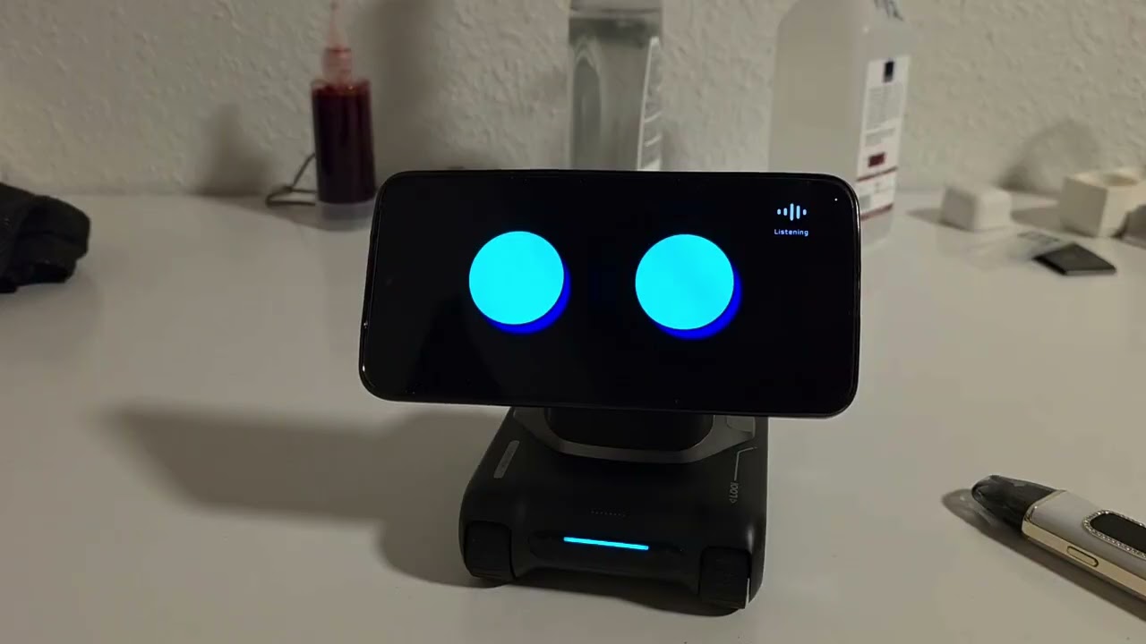 LOOI Desktop Robot New Voice!!