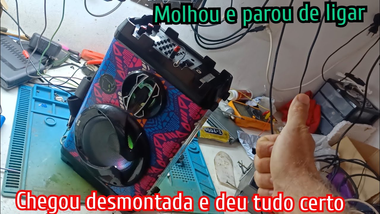 Caixa de som BAK modelo BK-884BT molhou e não liga, problema Simples, cuidado pra não agravar
