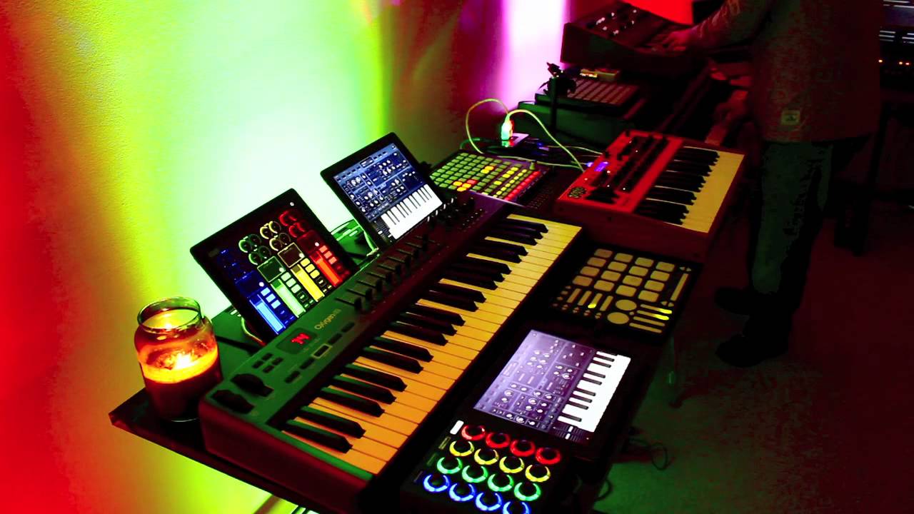Rheyne - Live Jam 73 (Live Looping with Ableton Live)