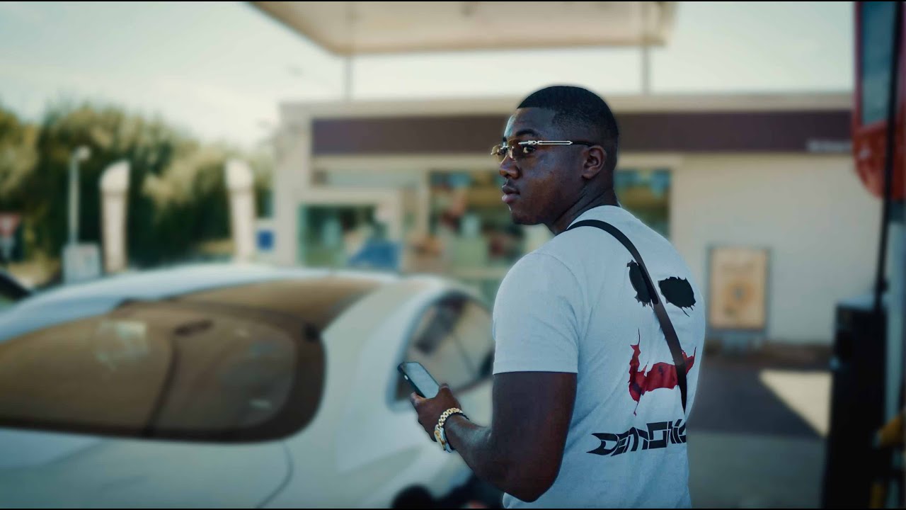 MAMSKY - COMME PARTOUT (OFFICIAL VIDEO)