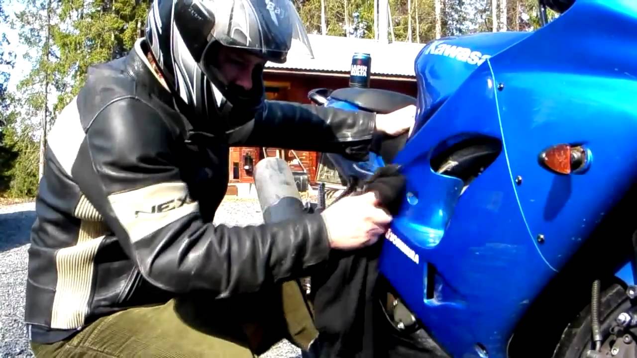 Moottoripy&ouml;r&auml;n renkaat