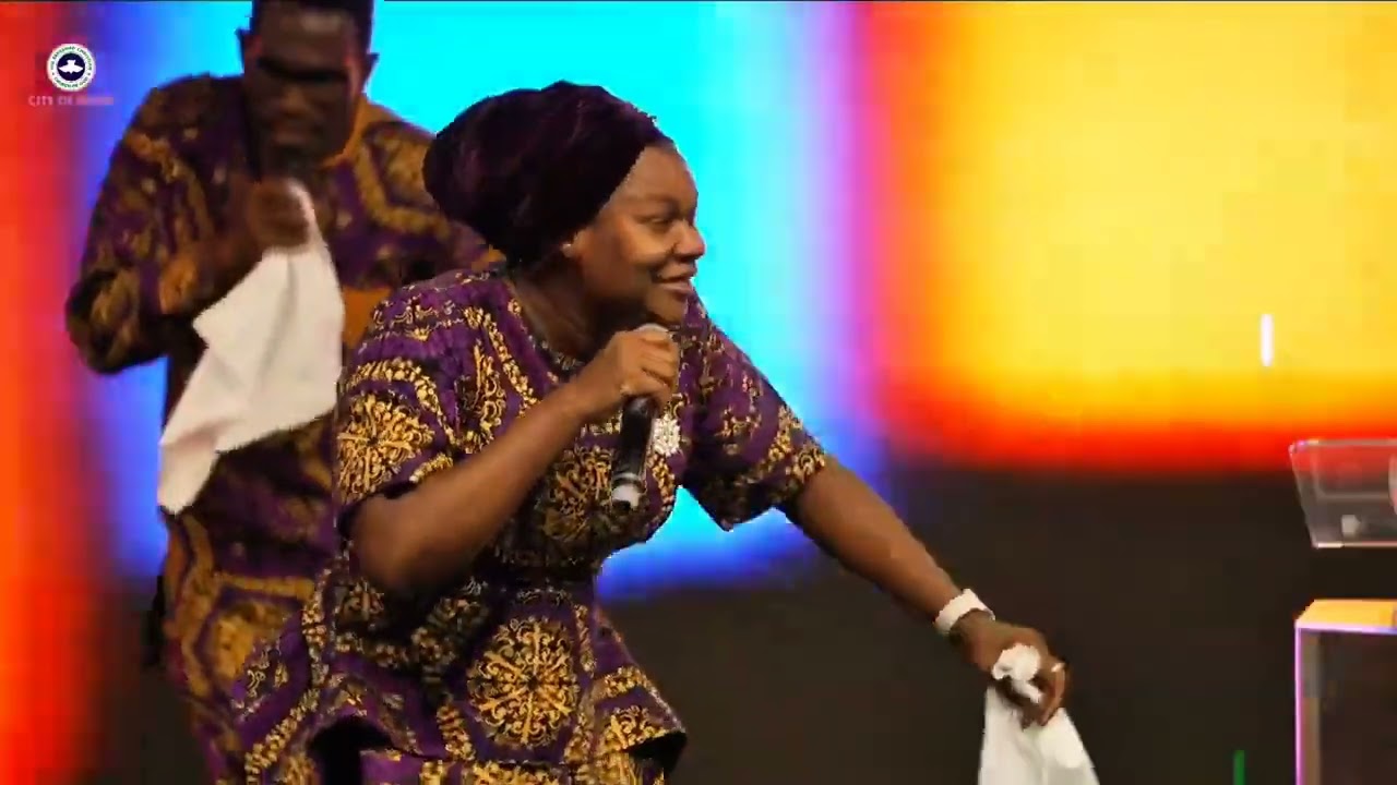 King of The Universe 👑 | Gloria Louis | VIZA | Bukola Bekes @cityofdavid #faith #worship #king