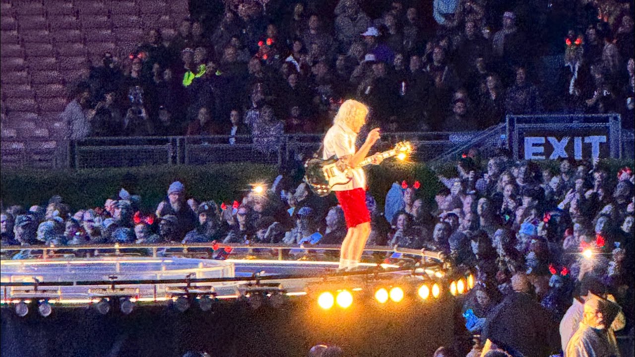 AC/DC Back in Black live from Rose Bowl Power Up Tour