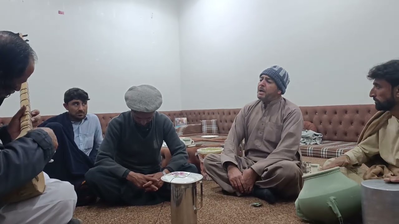 کلی وال ميلس