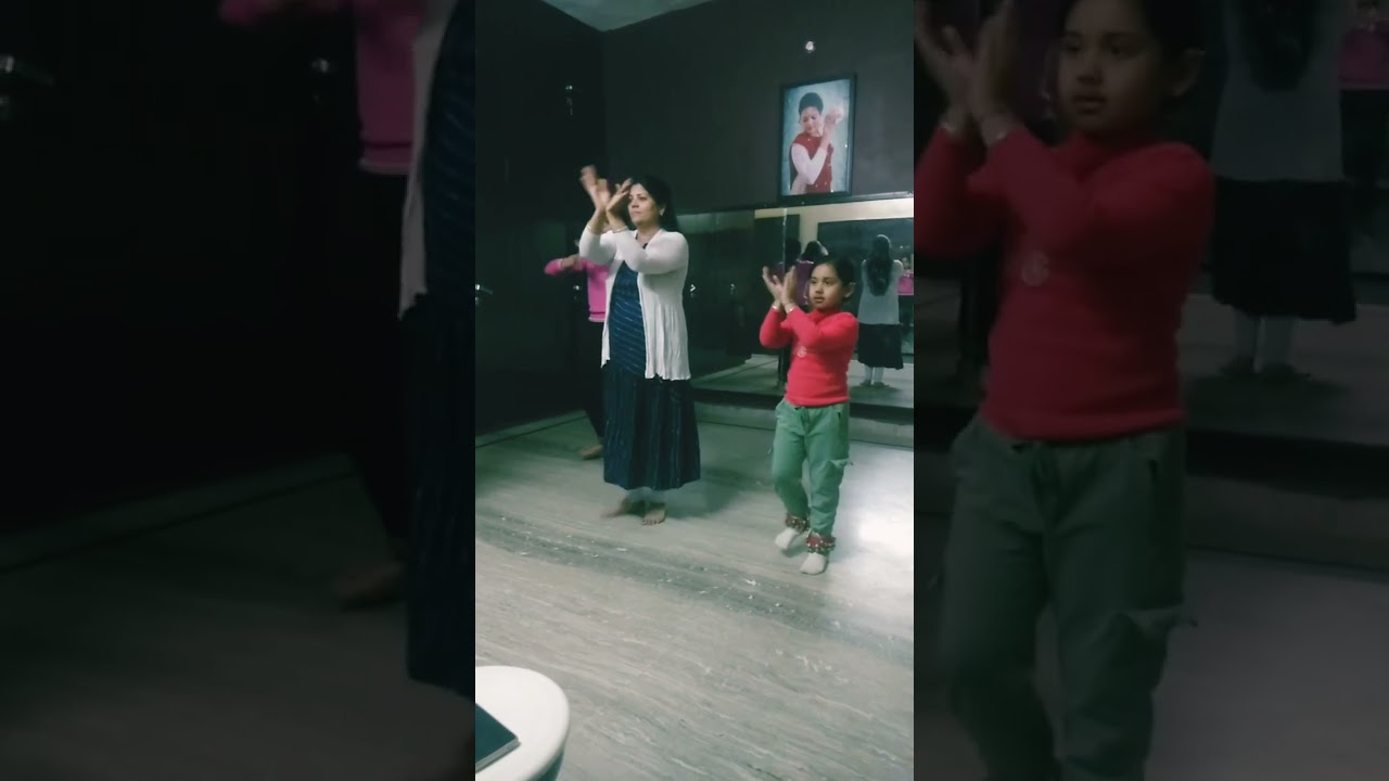 🌻#Kathak(1)Tatkaar FootWork Practice#Ta thai thai tat | Aa thai thai tat, 1 to 8#Jeeval Arora