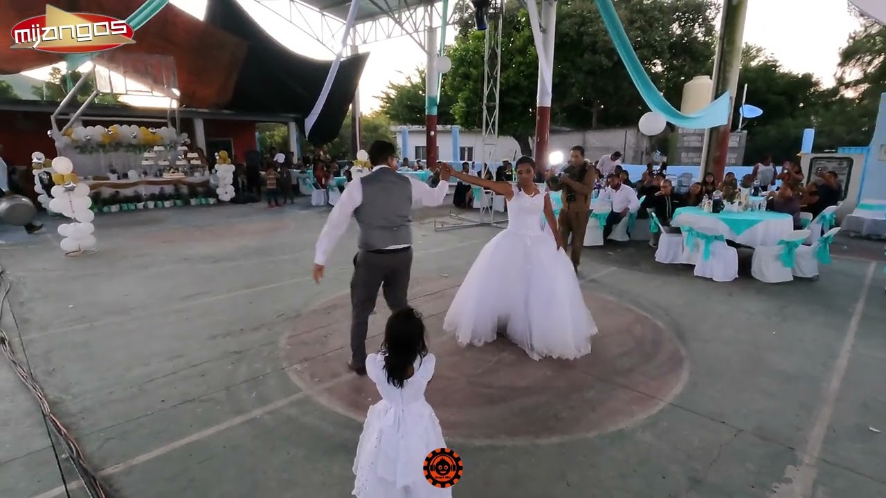 2 Vals de Los Novios. 