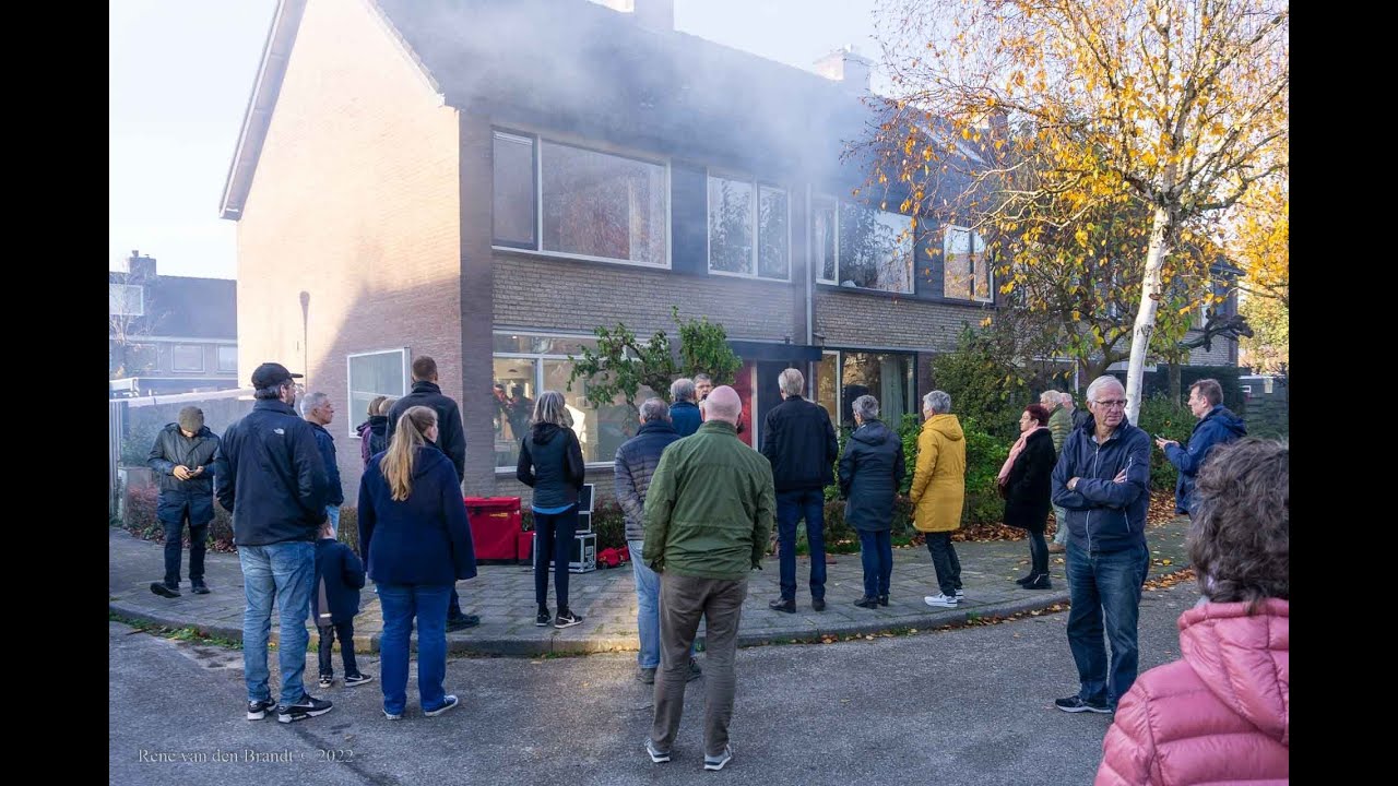 NL ondertiteld EnergieRijk Houten  Op kierenjacht met een blowertest in de Oorden