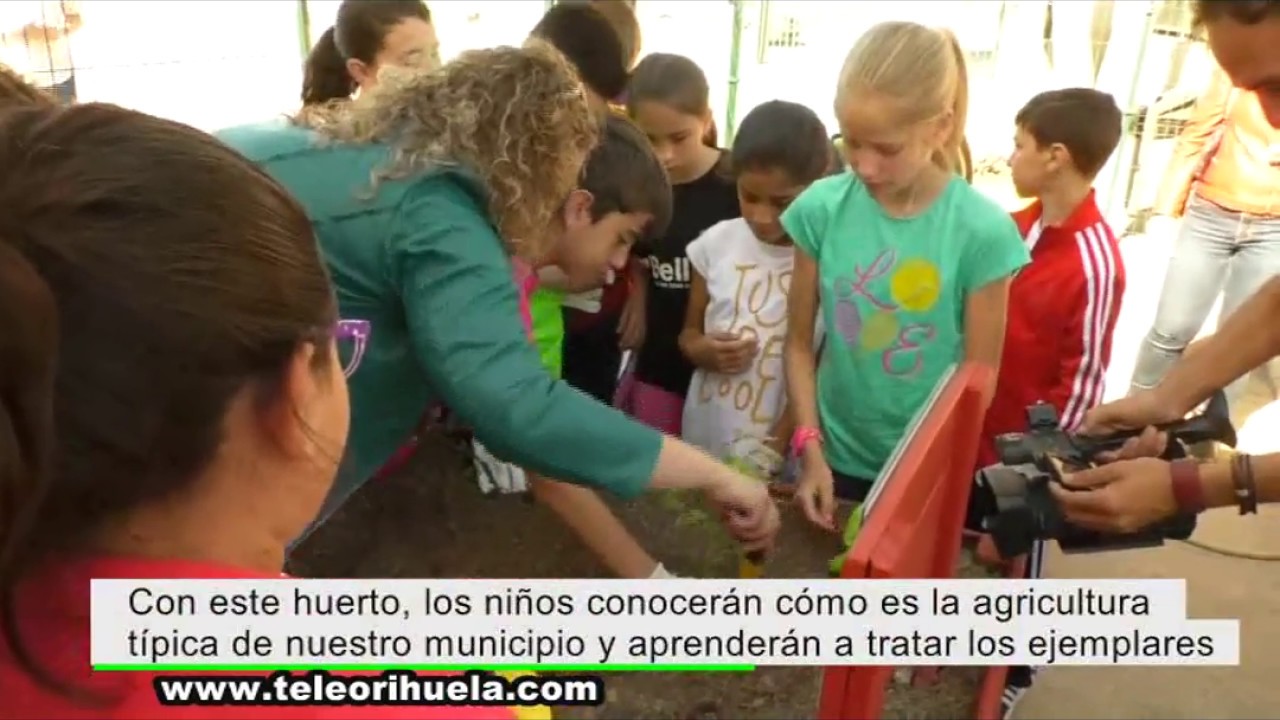 Agricultura instala un huerto móvil en el colegio de Ntra. Sra. de Monserrate de Molins