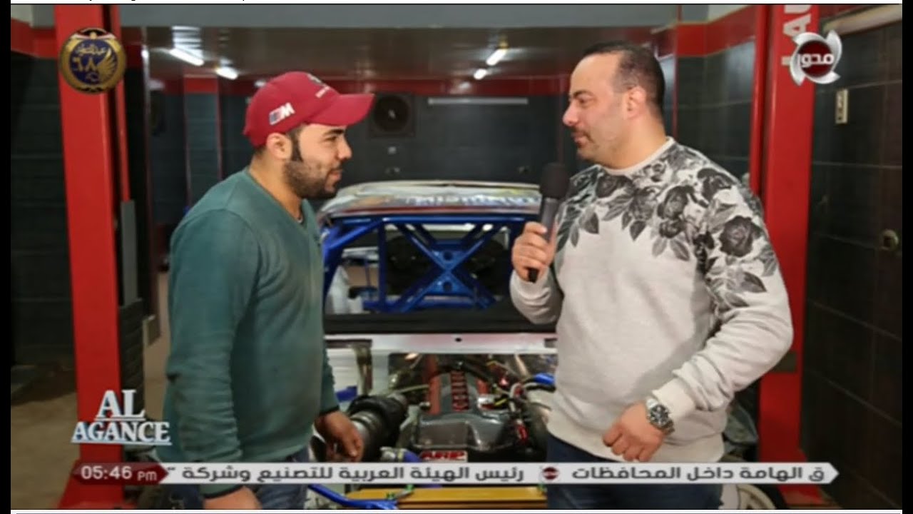 الإعلامي محمد السواح من داخل الحرفيين مع صاحب مركز صيانة للسيارات