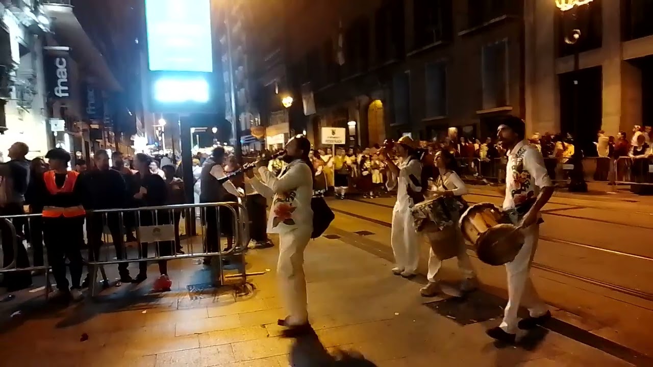 Ofrenda de flores en Zaragoza 12-10-2025