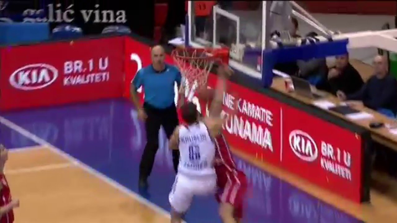NO PASS! Marko Jošilo with stunning block on Filip Krušlin