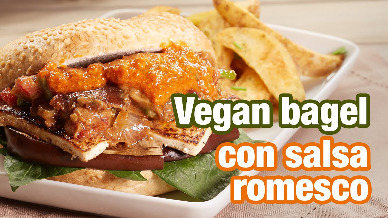 Vegan Bagel con salsa Romesco