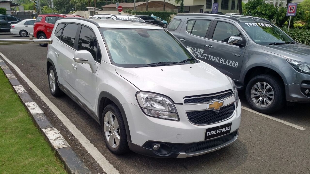 In Depth Tour Chevrolet Orlando Minor Improvement 2015 - Indonesia
