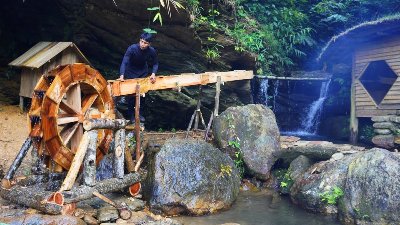 How to Build a Water Wheel for a Hydroelectric Generator | Off-Grid Living Deep in the Forest
