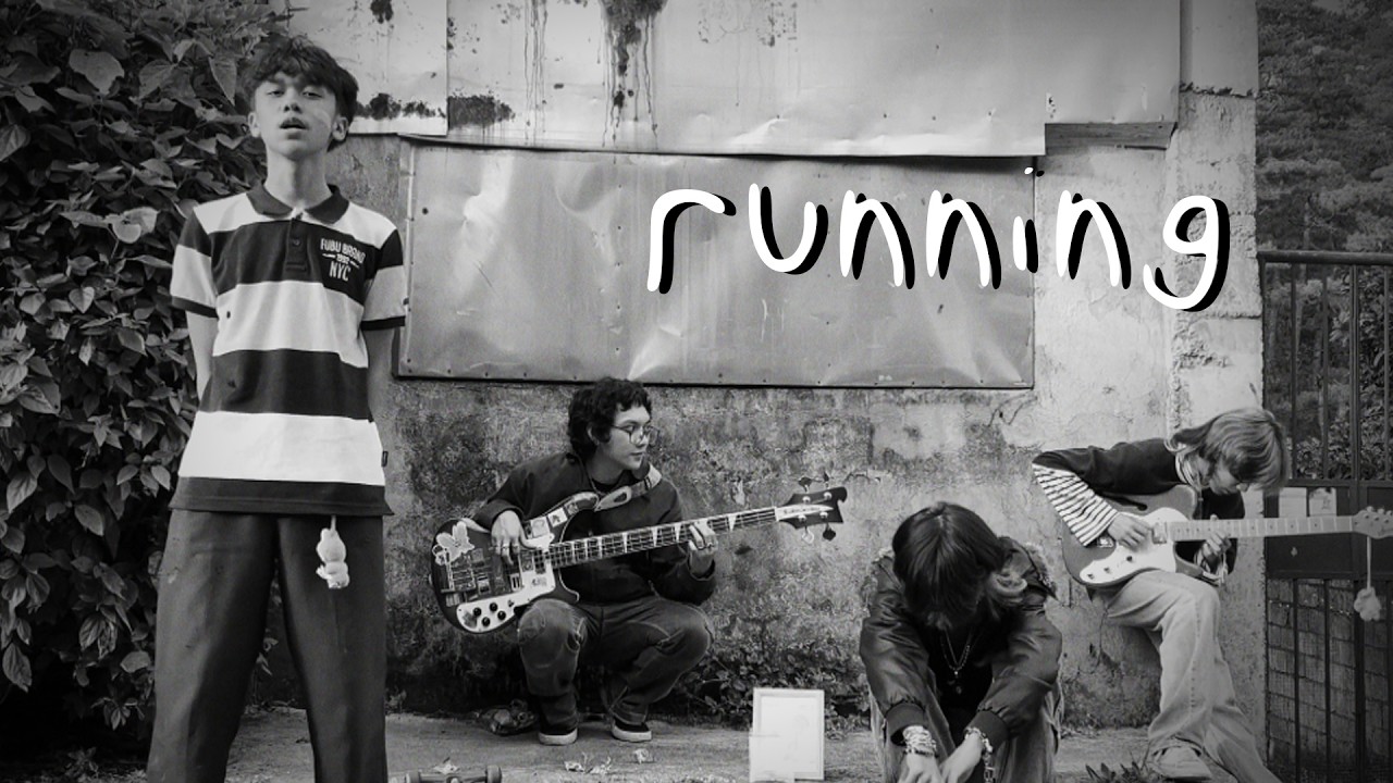 Medium Rare & leafo - running (Official Lyric Visualizer)