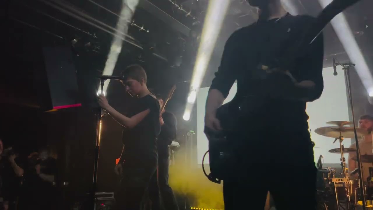 ROLO TOMASSI - FLOOD OF LIGHT live