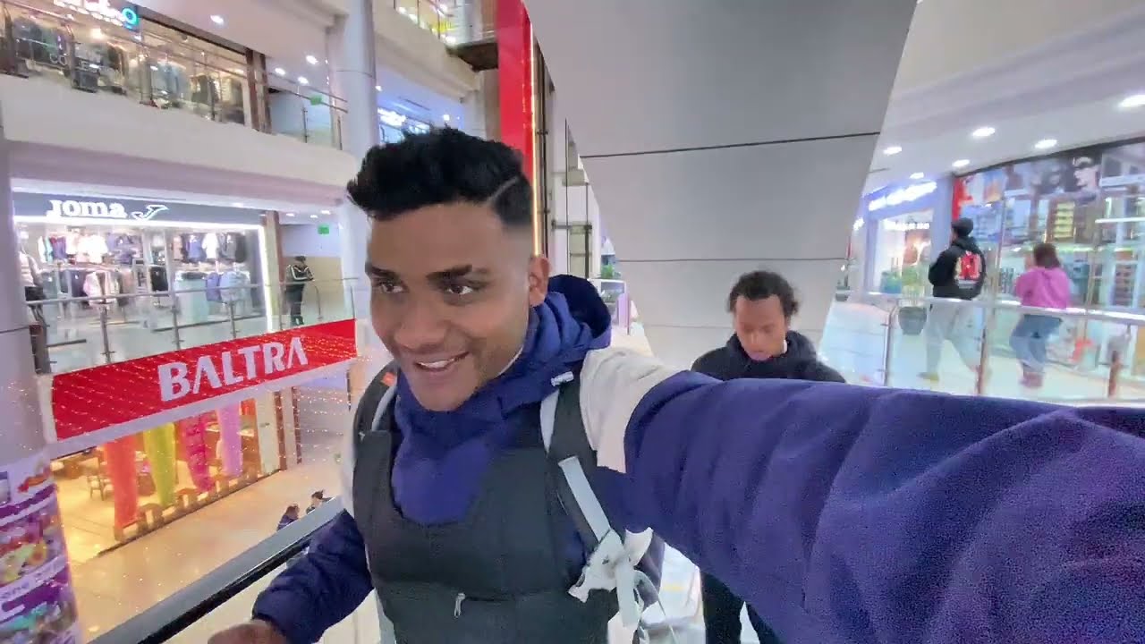 Kathmandu ko mahal bitra bato khojeko khejei. Dhalen Vlog 
