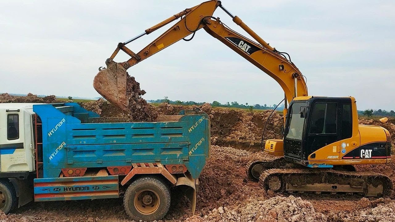 Excavator Working Non-Stop | Heavy Machinery in Action