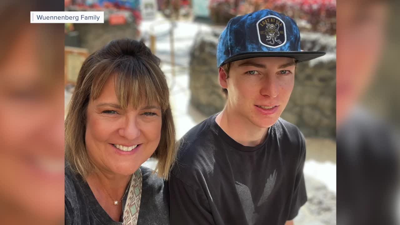 Peoria PD searching for 20-year-old man missing since going for a hike Saturday