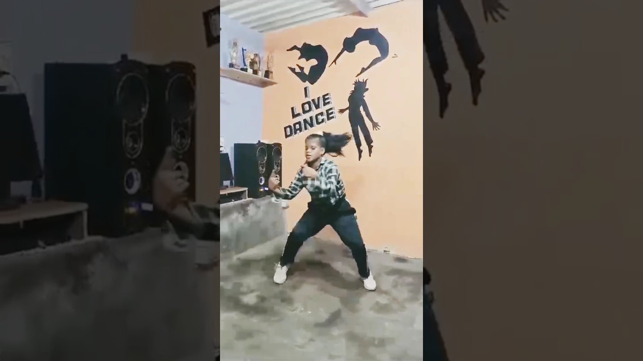 Aye Hiphopper/Ishq Bector (feat. Sunidhi Chauhan): The Must-Watch Viral Video! #shorts