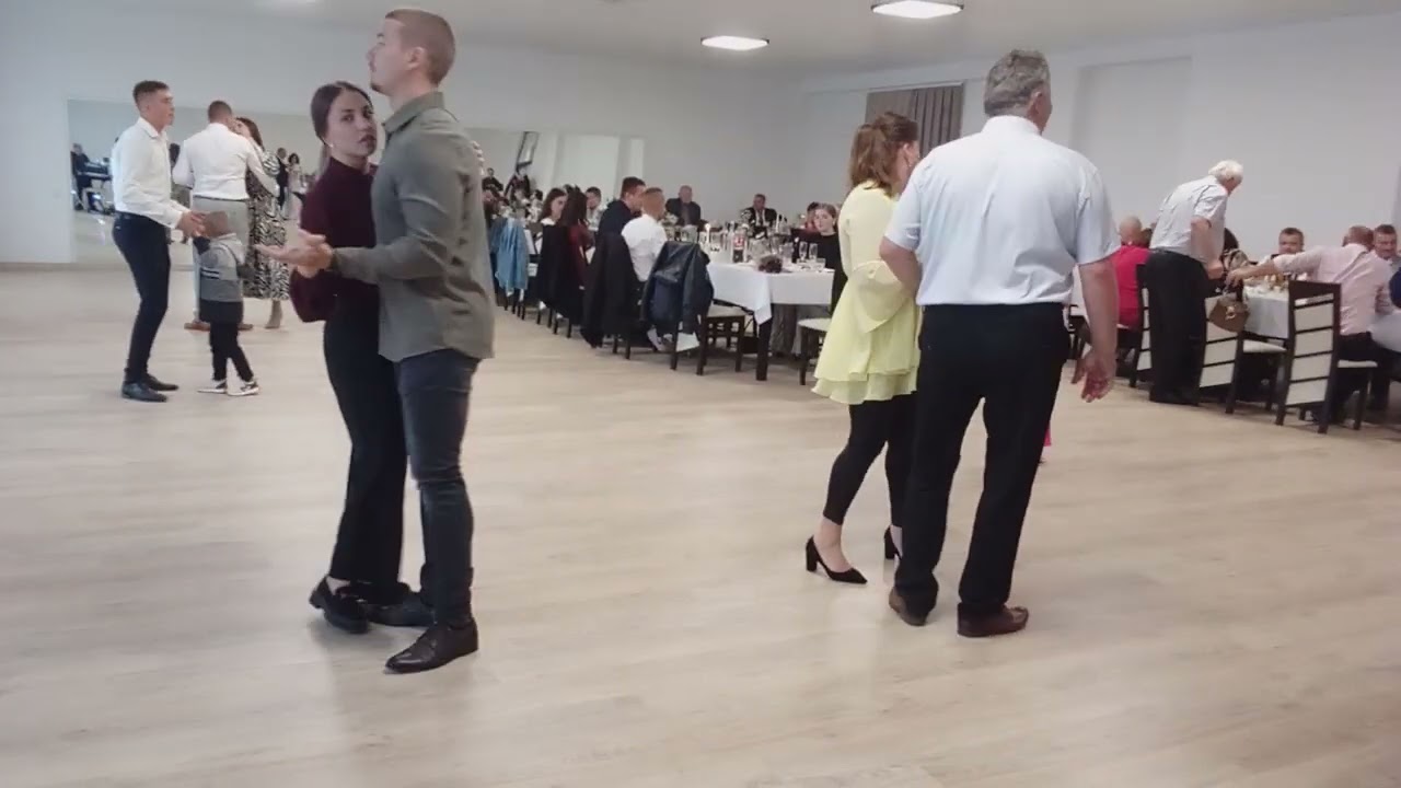 Skoro  Cestárska 50.svidnik.