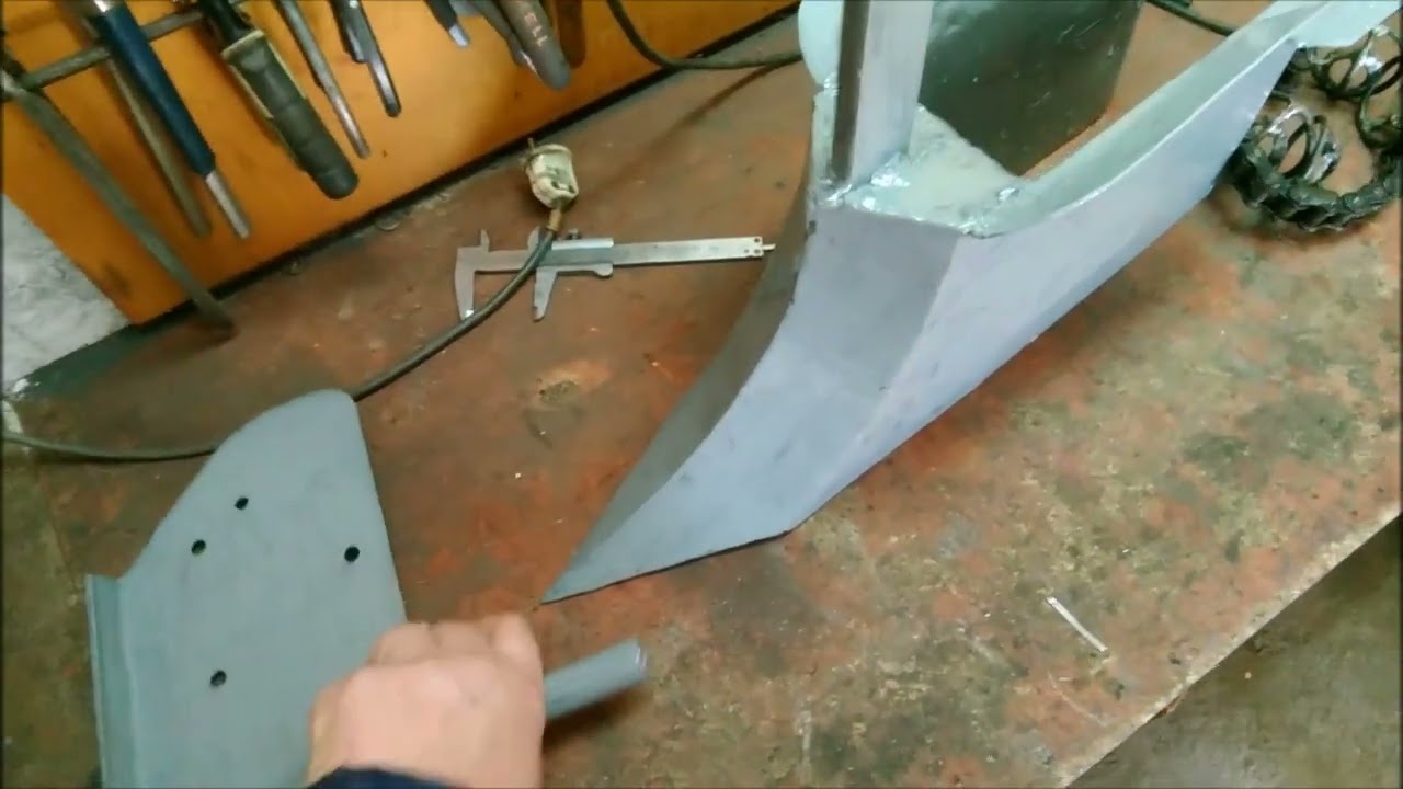 Картофелесажалка , заключительный этап .