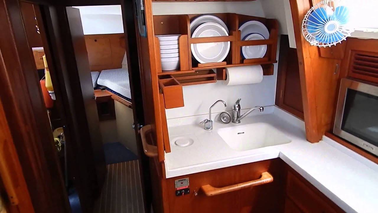 Moody 40 CENTRE COCKPIT - Boatshed.com - Boat Ref#175270