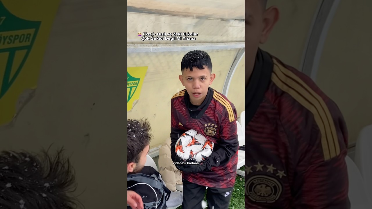 Uzun Video Yayında 🔥😂 İzlemeyen &ccedil;ok şey kaybeder #altın&ccedil;ocuk #futbolvideoları #futbolchallenge