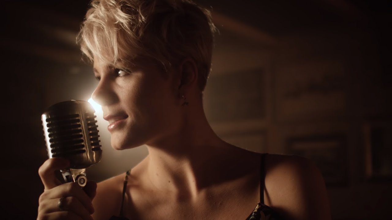Jorieke Sterken - It's Right Now (Official video - House of Talent)
