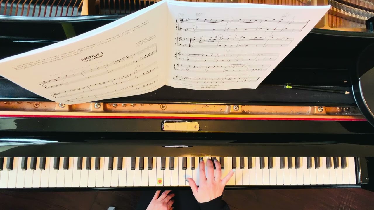 Piano with JoJo - Menuet in G minor 2nd part only (both hands, separate hands) TFMC