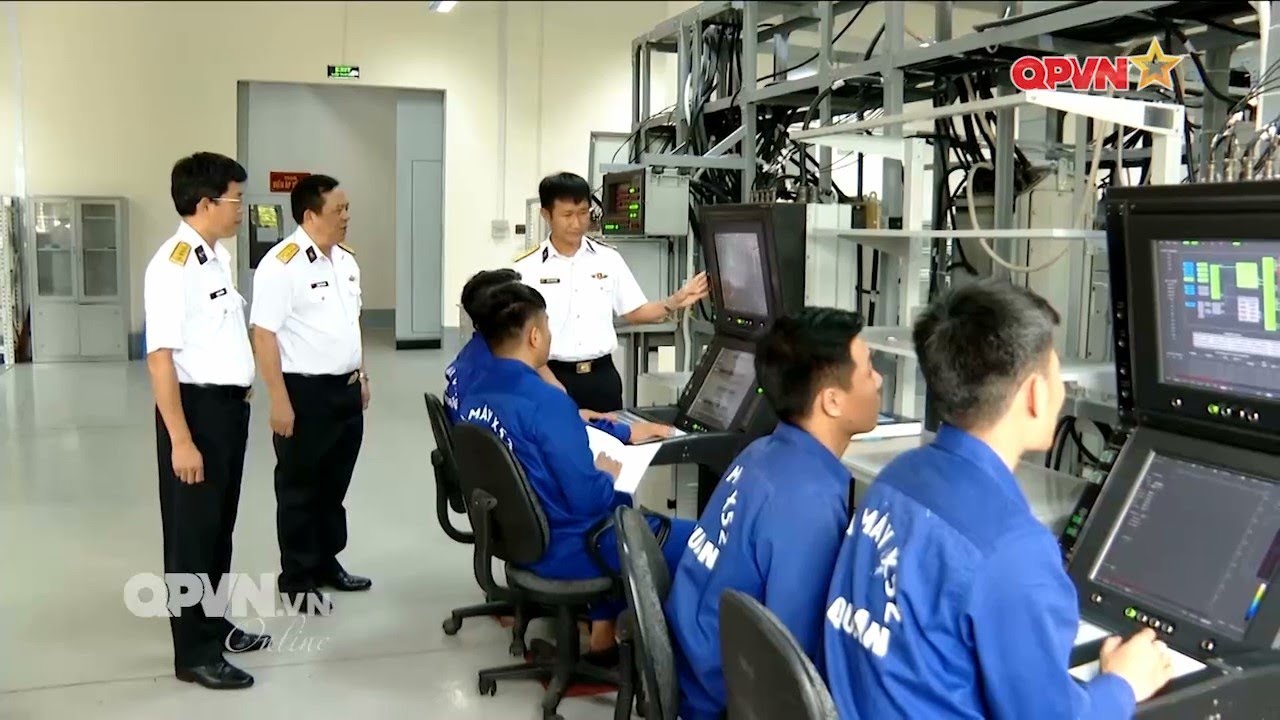 Nh&agrave; m&aacute;y X52 tạo nguồn nh&acirc;n lực chất lượng cao