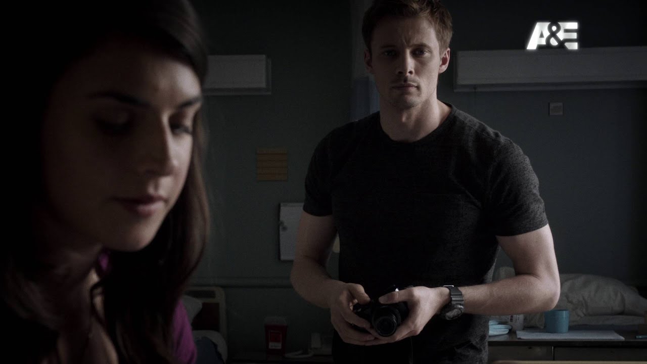 'Damien' Season 1 Episode 5 Scene