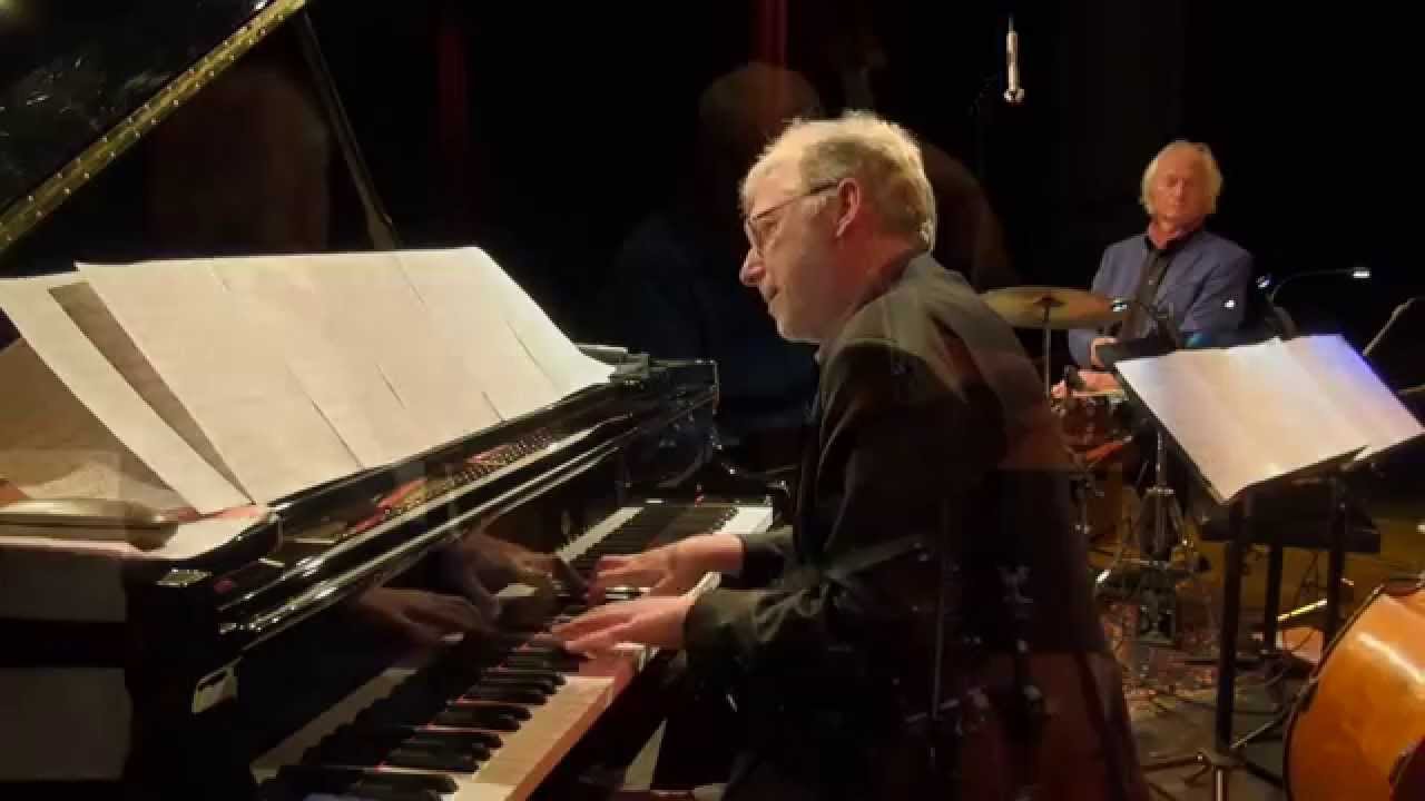 Helmut L&ouml;rscher Trio: &raquo;tristanesque - reflections in jazz&laquo;