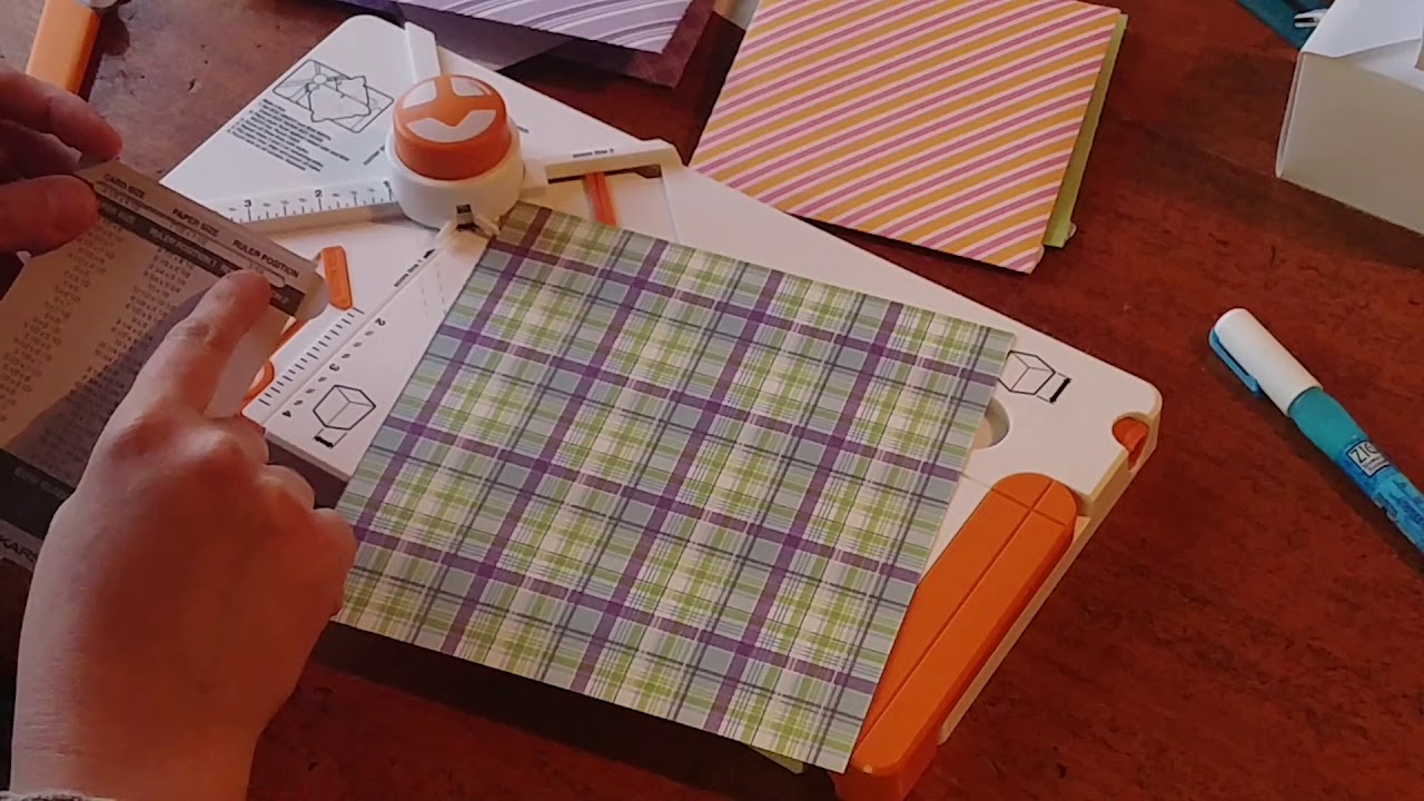 Fiskars Boxmaker- How to Make Envelopes